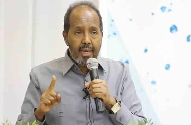 Madaxweyne Xasan oo ballanqaaday inuu AlShabaab kusoo afjarayo 5 Bilood