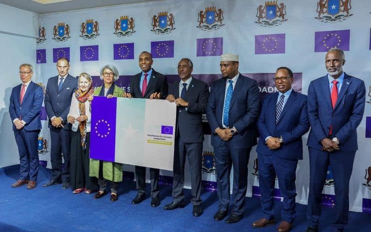 Midowga Yurub iyo Dowladda Federaalka oo kala saxiixday Heshiis 2 Sano iyo Mashaariic